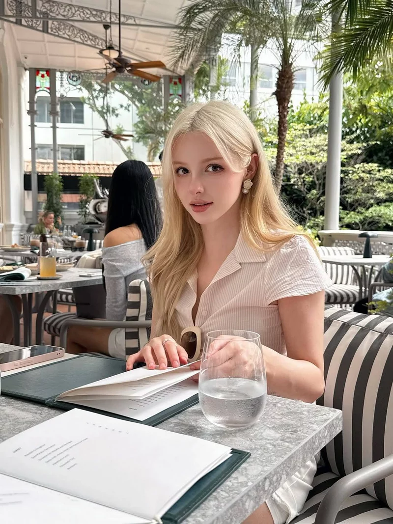 Ảnh Elina Karimova Với Góc Chụp Đầy Nghệ Thuật