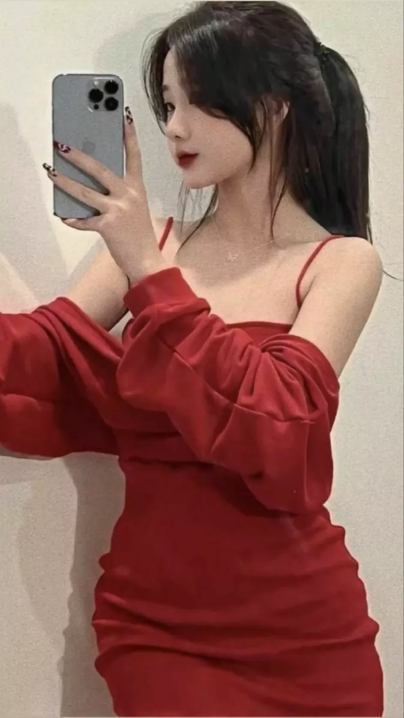 Ảnh Gái Xinh Chụp Ảnh Trước Gương Đầy Cuốn Hút Ảnh Gái Xinh Chụp Ảnh Trước Gương Đầy Cuốn Hút