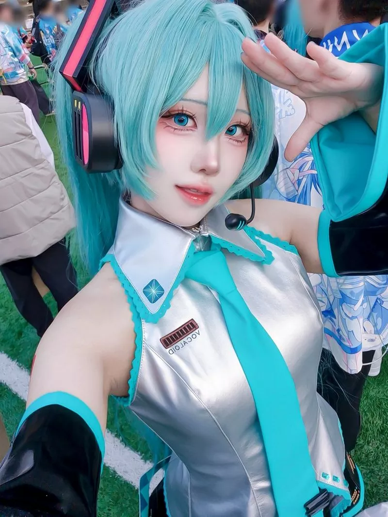 Ảnh Gái Xinh Cosplay Với Phong Cách Thời Trang Hiện Đại Ảnh Gái Xinh Cosplay Với Phong Cách Thời Trang Hiện Đại