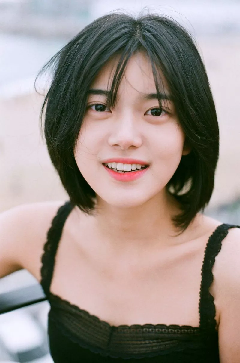 Ảnh Gái Xinh Cười Mang Năng Lượng Tích Cực Ảnh Gái Xinh Cười Mang Năng Lượng Tích Cực