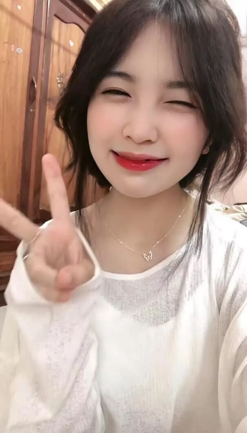 Ảnh Gái Xinh Cười Tỏa Nắng Đầy Sức Sống Ảnh Gái Xinh Cười Tỏa Nắng Đầy Sức Sống
