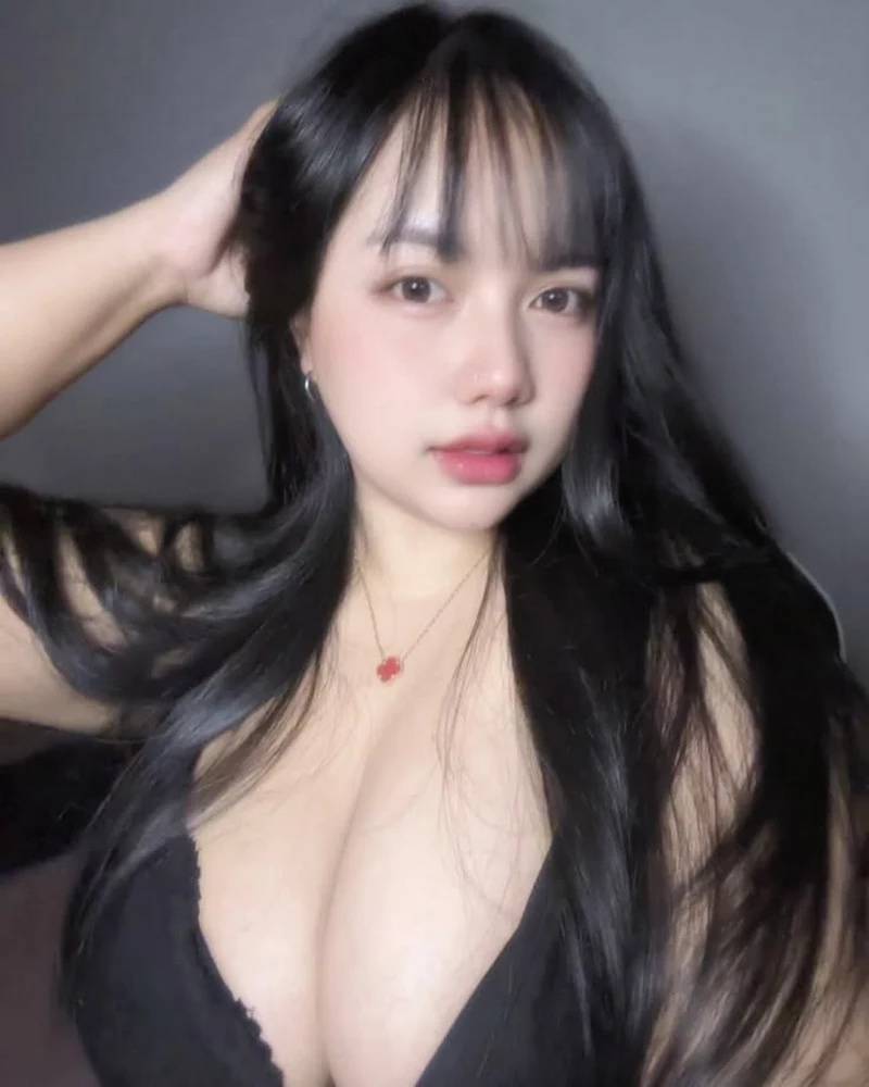 Ảnh Gái Xinh Sexy Với Trang Phục Đầy Phong Cách Và Cá Tính Ảnh Gái Xinh Sexy Với Trang Phục Đầy Phong Cách Và Cá Tính