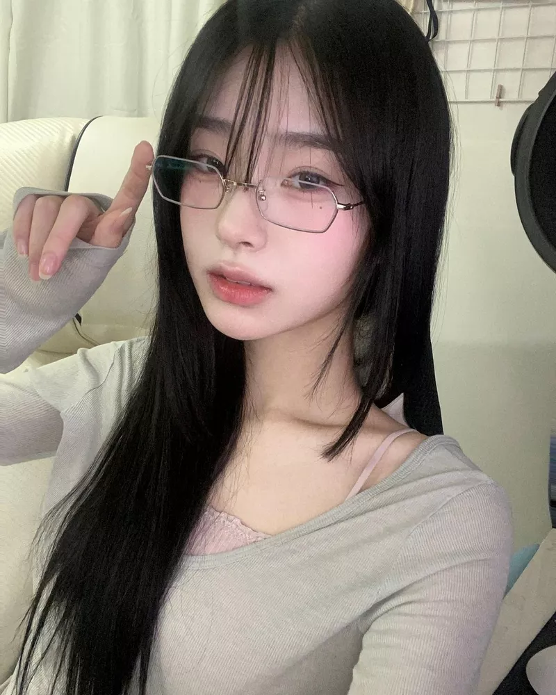 Ảnh Gái Xinh Tự Sướng Với Góc Chụp Độc Đáo Ảnh Gái Xinh Tự Sướng Với Góc Chụp Độc Đáo