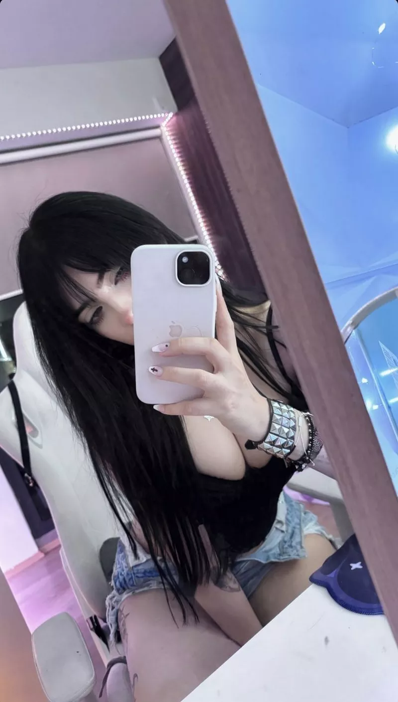 Ảnh Gái Xinh Tự Sướng Với Nét Đẹp Tự Nhiên Ảnh Gái Xinh Tự Sướng Với Nét Đẹp Tự Nhiên