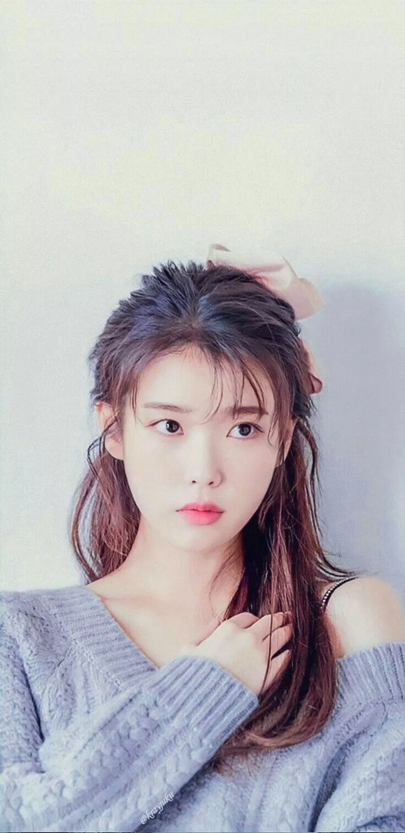 Ảnh IU Với Thần Thái Tươi Tắn Và Tràn Đầy Năng Lượng