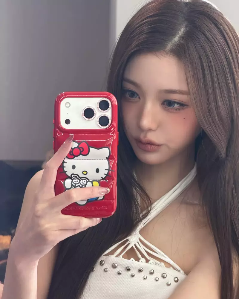 Ảnh Jang Wonyoung Trong Phong Cách Thời Trang Thanh Lịch Và Cuốn Hút Ảnh Jang Wonyoung Trong Phong Cách Thời Trang Thanh Lịch Và Cuốn Hút