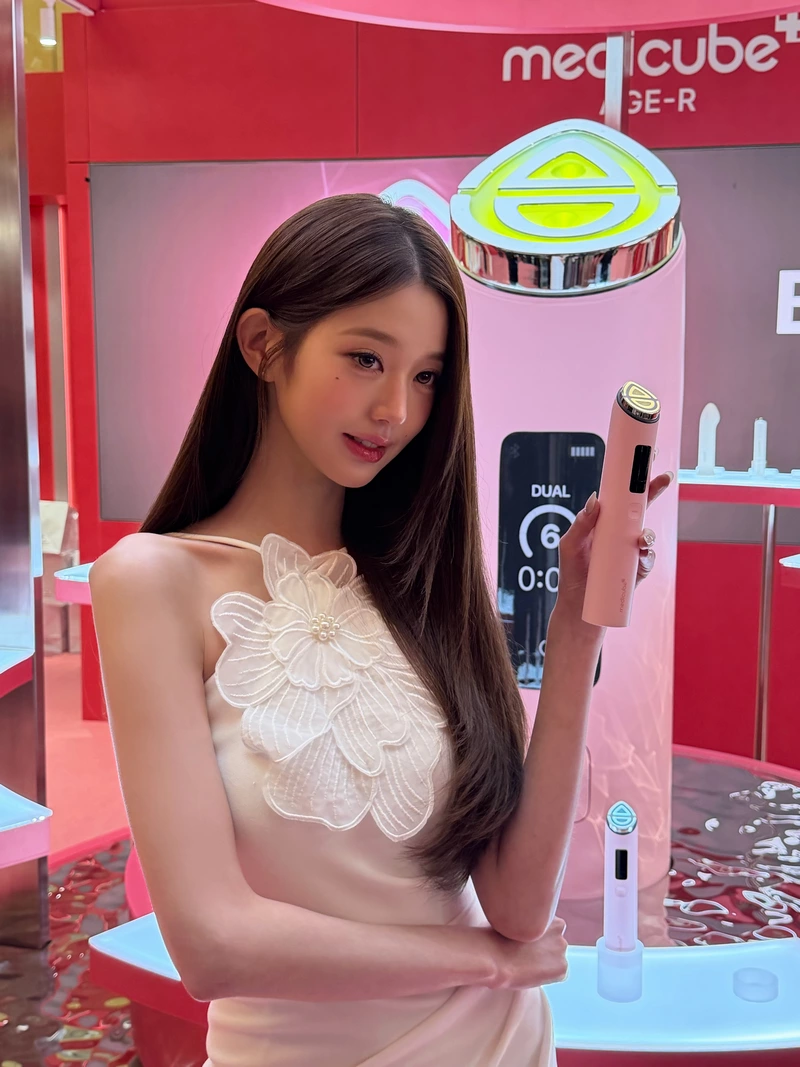 Ảnh Jang Wonyoung Với Phong Cách Thời Trang Hiện Đại Và Tinh Tế Ảnh Jang Wonyoung Với Phong Cách Thời Trang Hiện Đại Và Tinh Tế