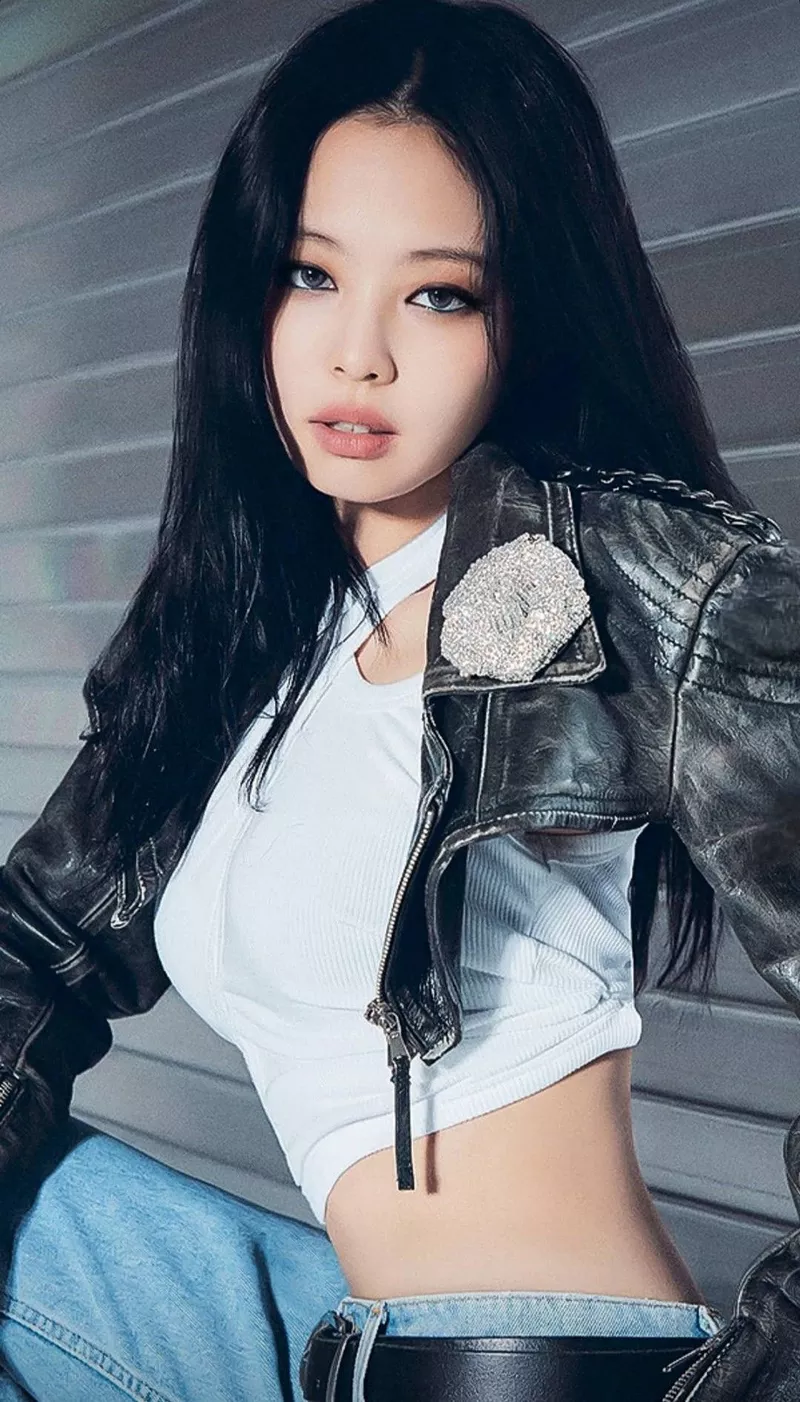 Ảnh Jennie Với Vẻ Đẹp Sang Trọng Và Thần Thái Cuốn Hút