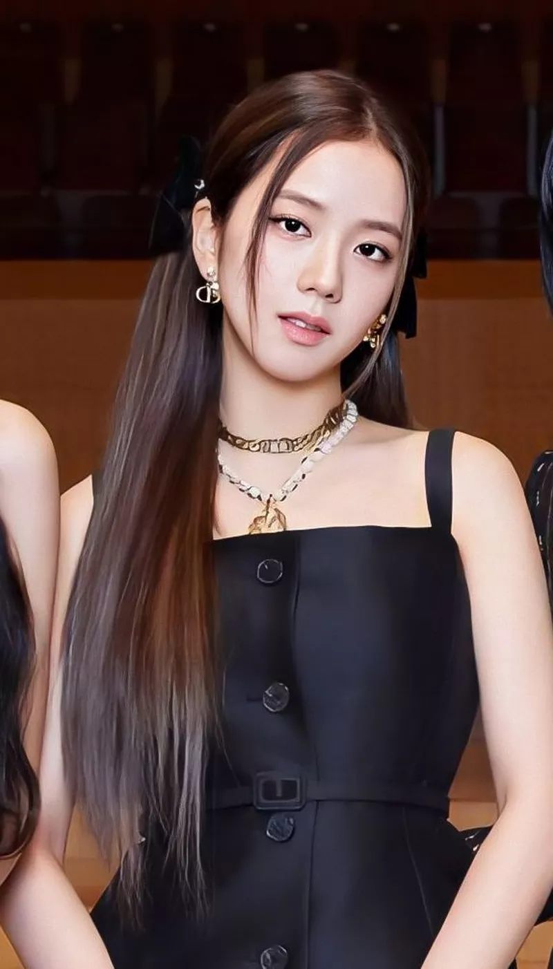 Ảnh Jisoo Với Vẻ Đẹp Tự Nhiên Và Thần Thái Nổi Bật