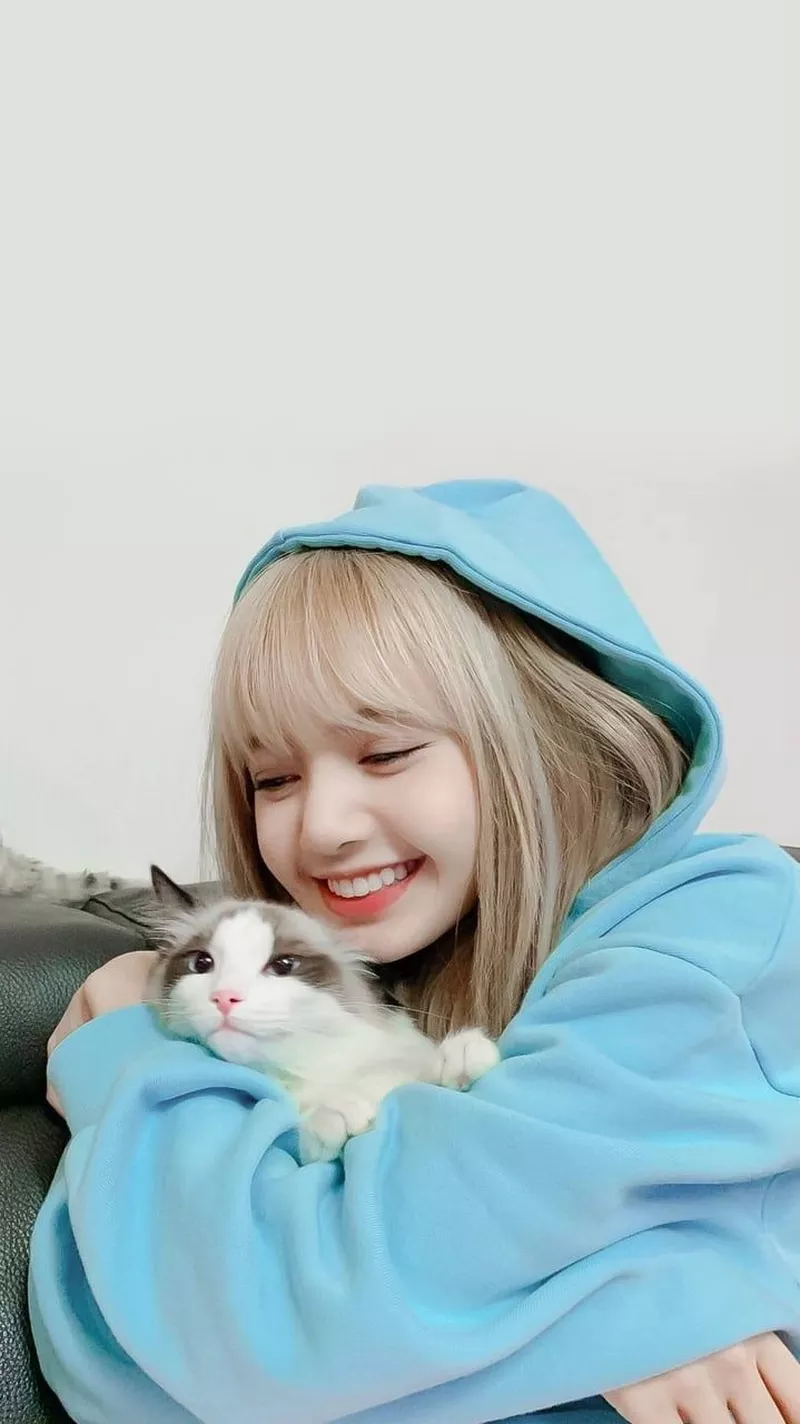 Ảnh Lisa Trong Những Khoảnh Khắc Đời Thường Tự Nhiên