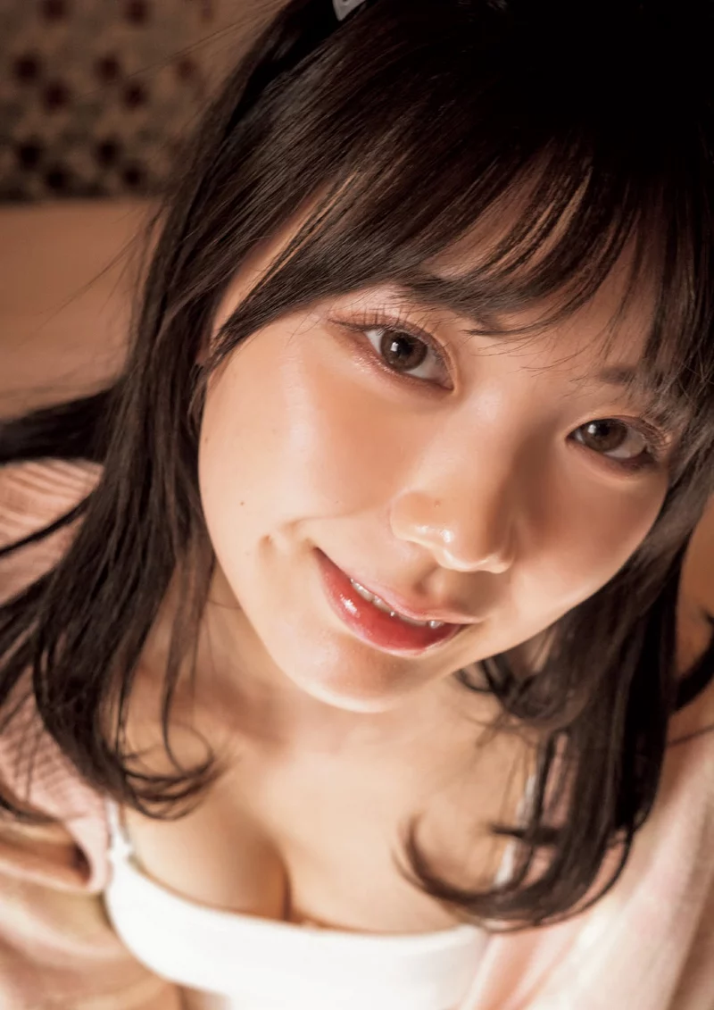 Ảnh Mio Ishikawa Với Nụ Cười Rạng Rỡ Ảnh Mio Ishikawa Với Nụ Cười Rạng Rỡ
