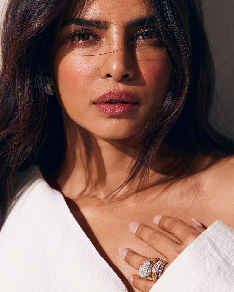 Ảnh Priyanka Chopra Jonas Với Vẻ Đẹp Tự Nhiên Và Rạng Rỡ Ảnh Priyanka Chopra Jonas Với Vẻ Đẹp Tự Nhiên Và Rạng Rỡ