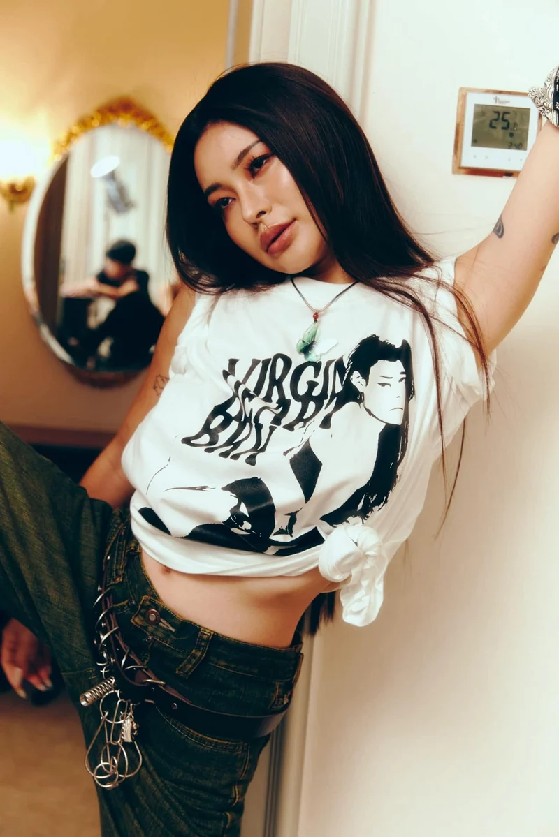 Ảnh Rae Lil Black Với Vẻ Đẹp Tự Nhiên Trước Ống Kính Ảnh Rae Lil Black Với Vẻ Đẹp Tự Nhiên Trước Ống Kính