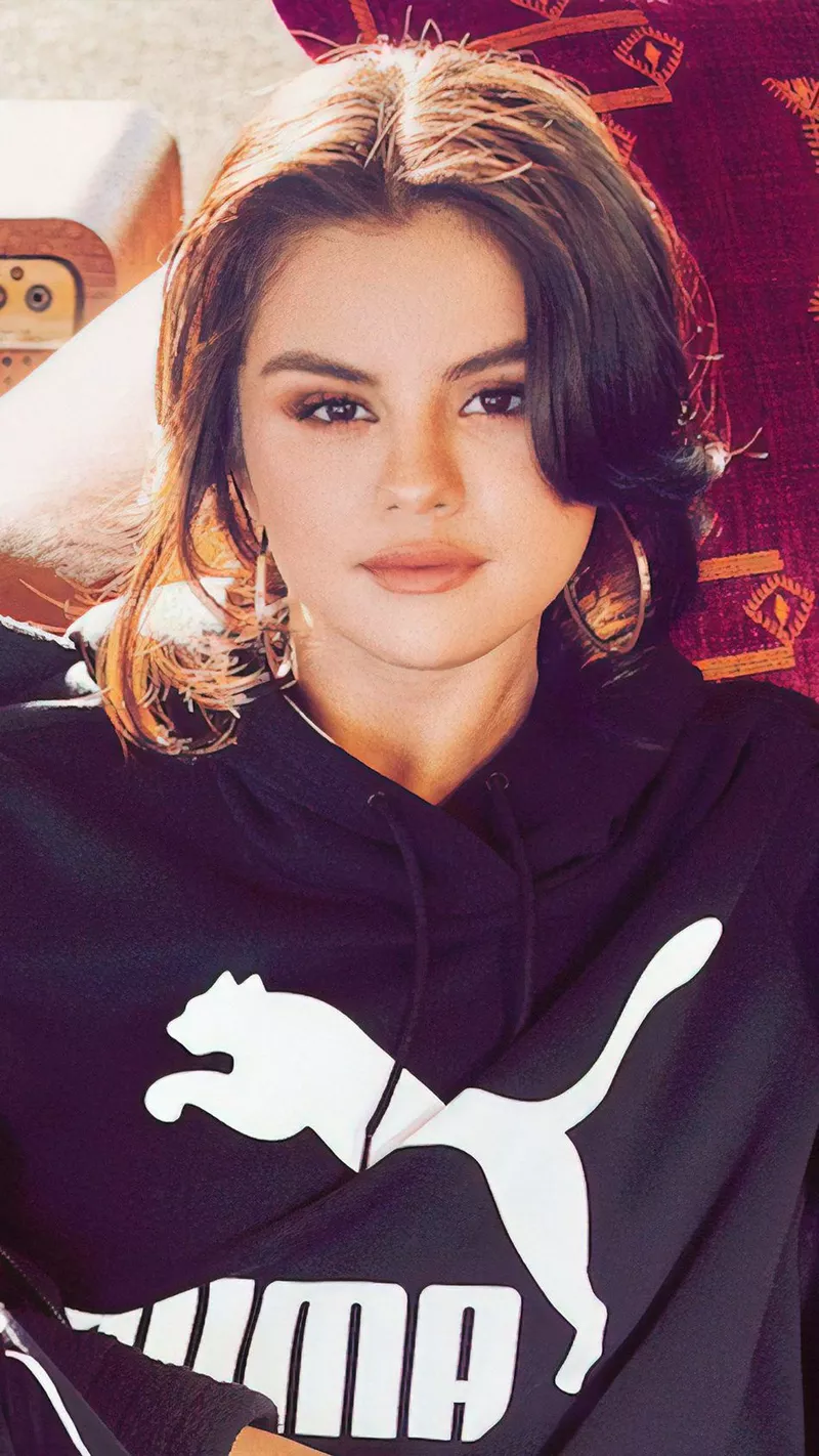 Ảnh Selena Gomez Trong Phong Cách Ngọt Ngào Và Cuốn Hút Ảnh Selena Gomez Trong Phong Cách Ngọt Ngào Và Cuốn Hút