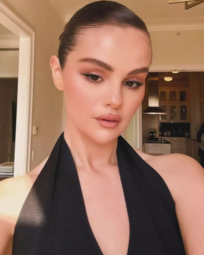 Ảnh Selena Gomez Với Phong Cách Sang Chảnh Và Thời Thượng Ảnh Selena Gomez Với Phong Cách Sang Chảnh Và Thời Thượng