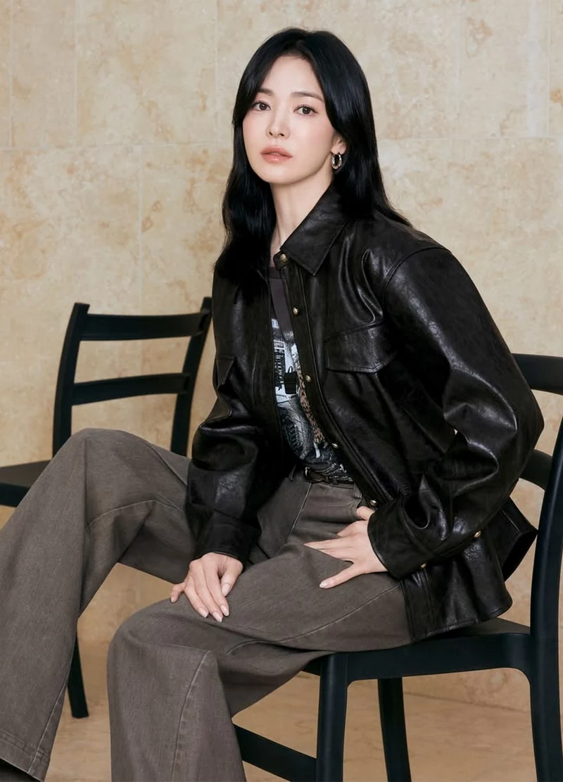 Ảnh Song Hye kyo Với Nụ Cười Ngọt Ngào Và Đầy Duyên Dáng Ảnh Song Hye kyo Với Nụ Cười Ngọt Ngào Và Đầy Duyên Dáng