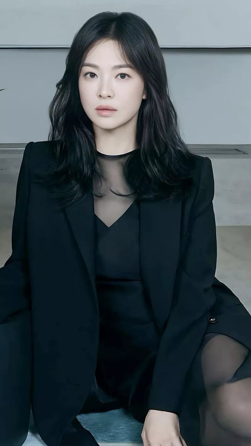 Ảnh Song Hye kyo Với Phong Cách Trẻ Trung Và Thời Thượng Ảnh Song Hye kyo Với Phong Cách Trẻ Trung Và Thời Thượng