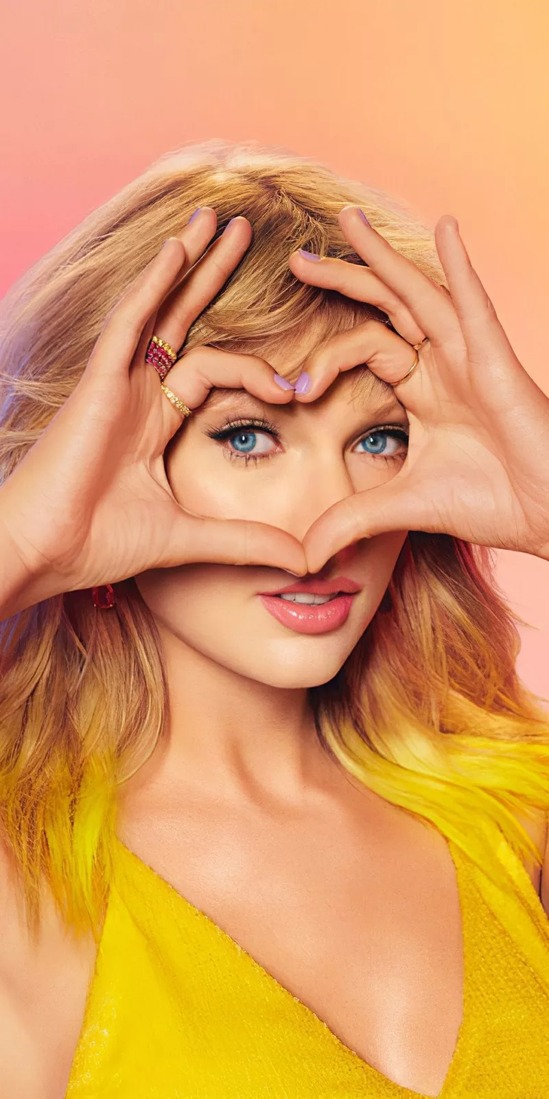 Ảnh Taylor Swift Trong Bộ Trang Phục Đầy Nữ Tính Ảnh Taylor Swift Trong Bộ Trang Phục Đầy Nữ Tính
