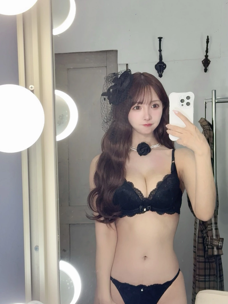 Ảnh Yua Mikami Với Thần Thái Nổi Bật Ảnh Yua Mikami Với Thần Thái Nổi Bật