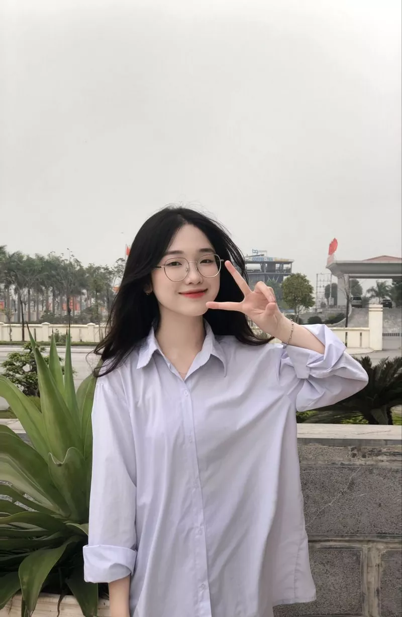 Ảnh gái xinh lớp 10 với phong cách trẻ trung Ảnh gái xinh lớp 10 với phong cách trẻ trung