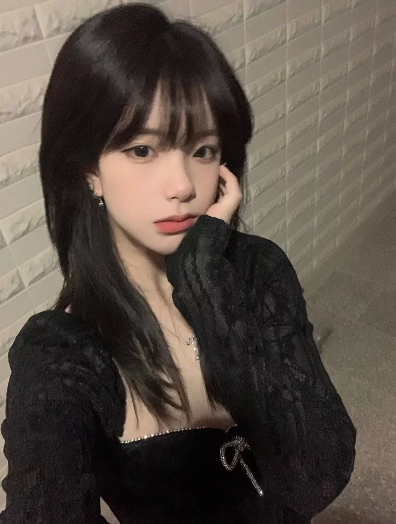 Gái Xinh Douyin Với Nụ Cười Ngọt Ngào Và Vẻ Ngoài Đáng Mến Gái Xinh Douyin Với Nụ Cười Ngọt Ngào Và Vẻ Ngoài Đáng Mến