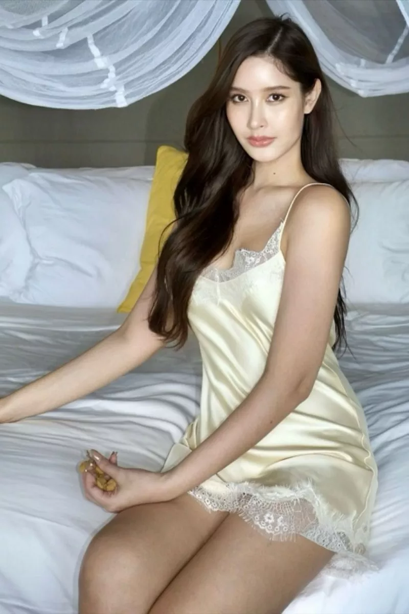 Gái Xinh Mặc Đồ Ngủ Với Phong Cách Ngọt Ngào Và Đáng Yêu Gái Xinh Mặc Đồ Ngủ Với Phong Cách Ngọt Ngào Và Đáng Yêu