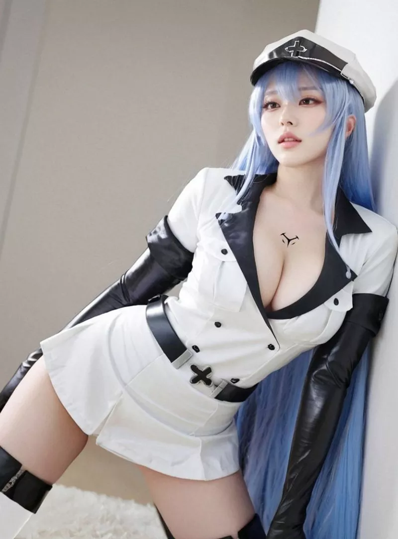 Gái Xinh Trung Quốc Cosplay Tạo Dáng Cùng Phụ Kiện Nhân Vật Gái Xinh Trung Quốc Cosplay Tạo Dáng Cùng Phụ Kiện Nhân Vật