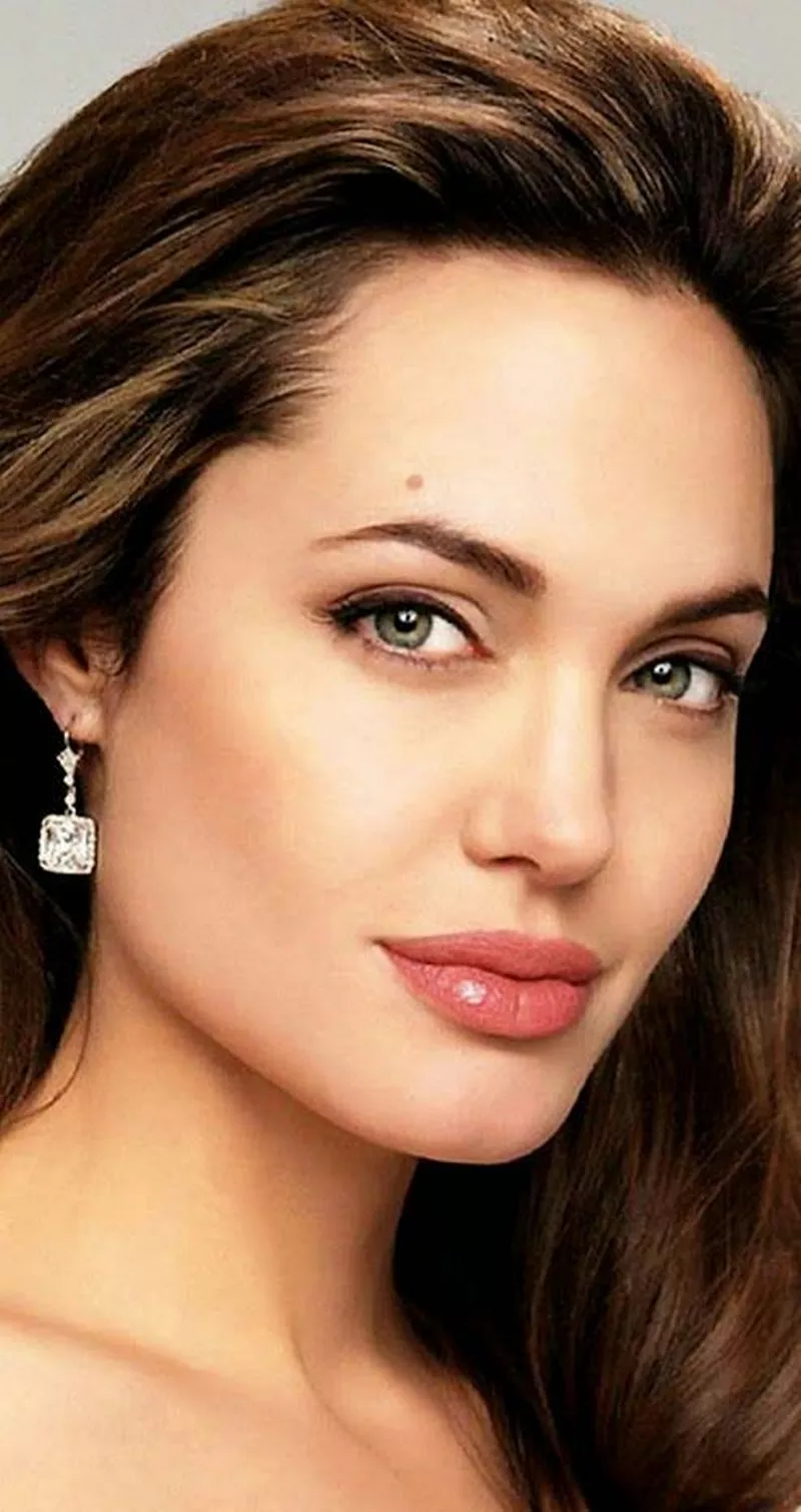 Ảnh Angelina Jolie Với Gu Thời Trang Sang Trọng Ảnh Angelina Jolie Với Gu Thời Trang Sang Trọng