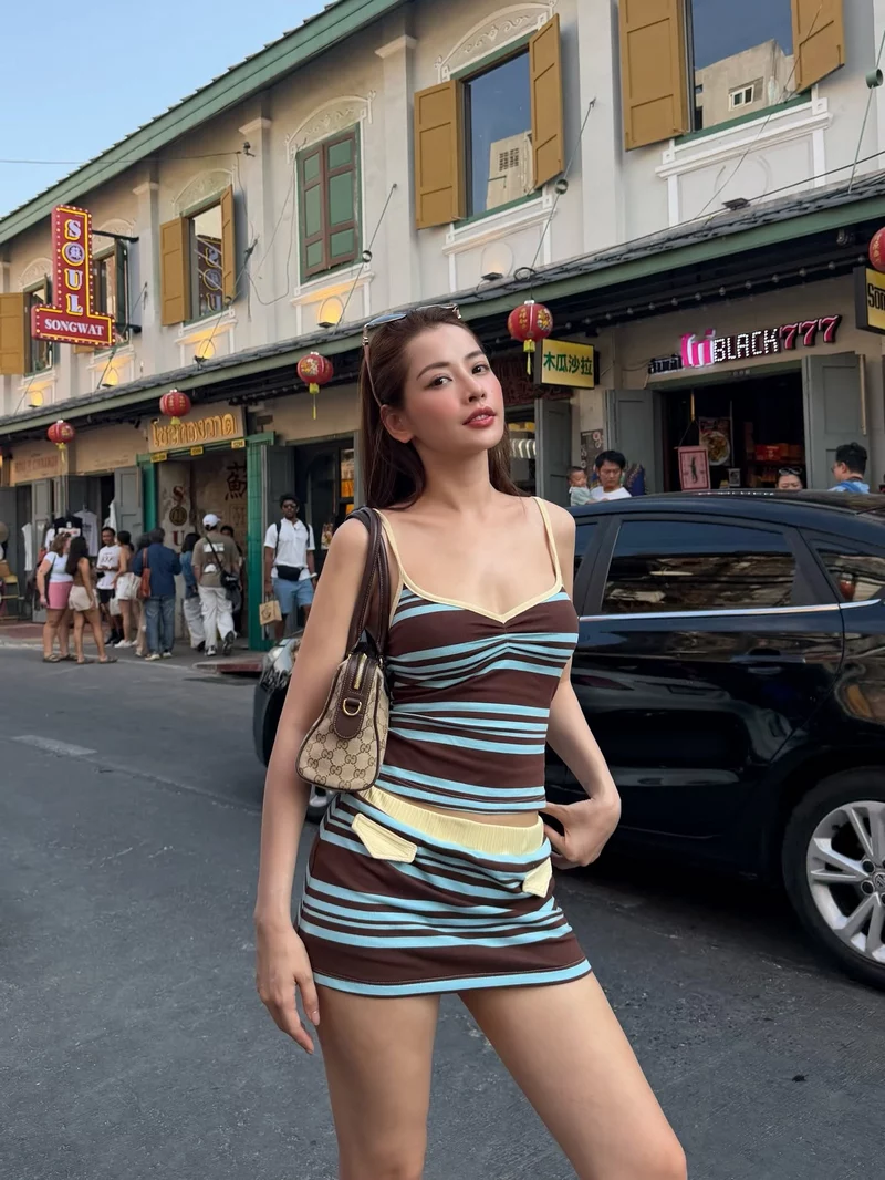 Ảnh Chi Pu Thời Trang Với Tạo Hình Sang Trọng Và Cá Tính Ảnh Chi Pu Thời Trang Với Tạo Hình Sang Trọng Và Cá Tính