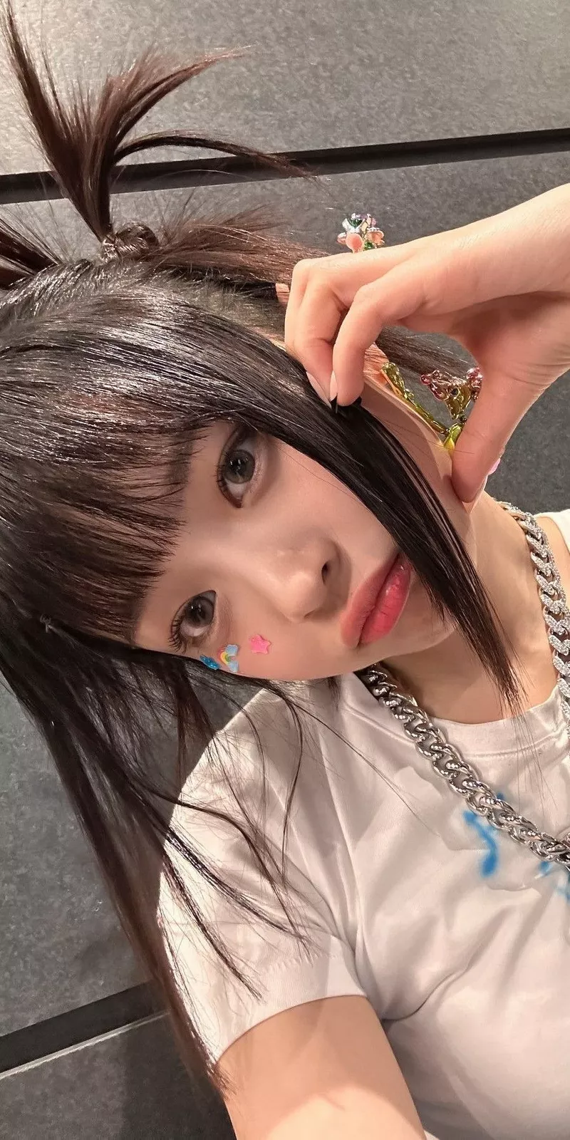 Ảnh Hanni Nổi Bật Trong Những Tạo Hình K pop Đẹp Mắt Ảnh Hanni Nổi Bật Trong Những Tạo Hình K pop Đẹp Mắt