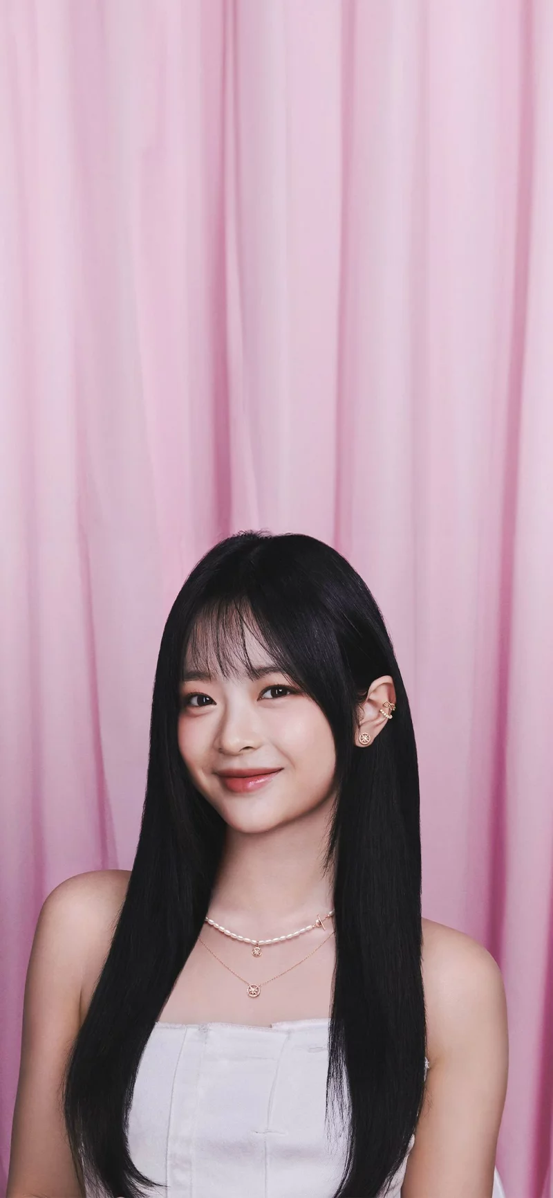 Ảnh Hanni Trong Tạo Hình Hiện Đại Và Sành Điệu Ảnh Hanni Trong Tạo Hình Hiện Đại Và Sành Điệu