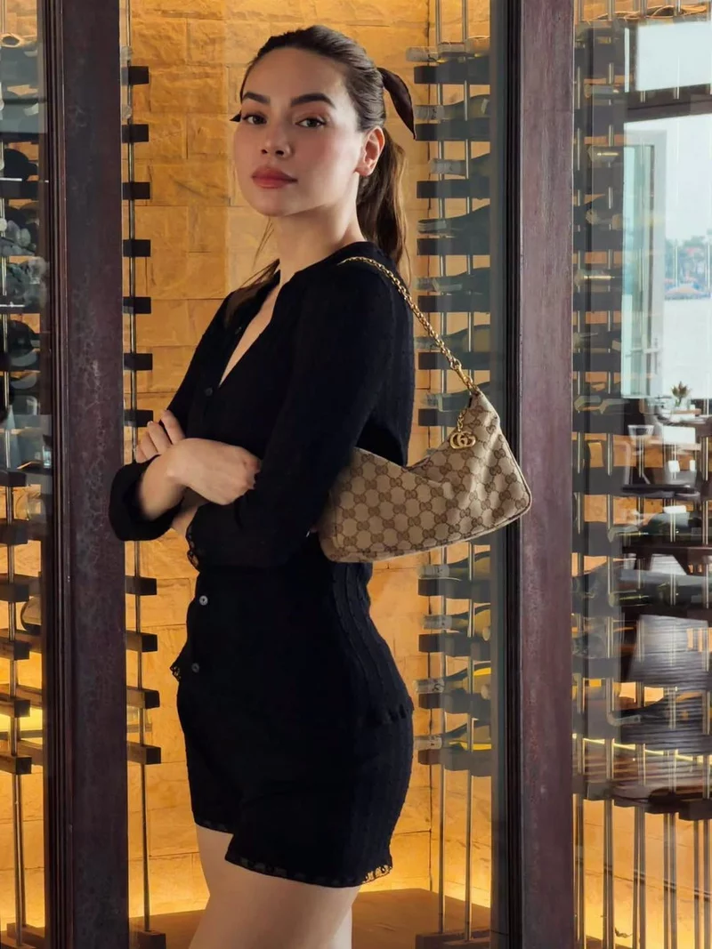 Ảnh Hồ Ngọc Hà Đẹp Tự Tin Với Phong Thái Thanh Lịch Trước Ống Kính Ảnh Hồ Ngọc Hà Đẹp Tự Tin Với Phong Thái Thanh Lịch Trước Ống Kính