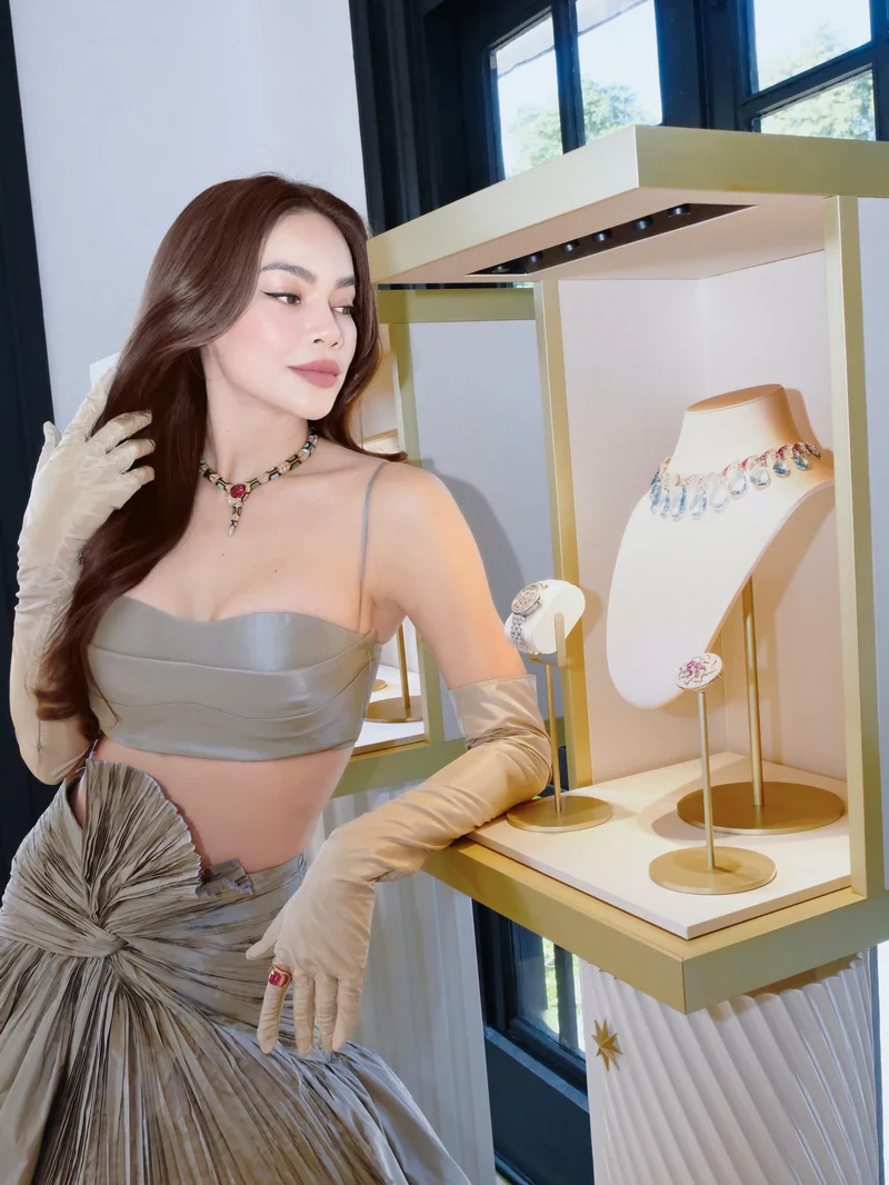 Ảnh Hồ Ngọc Hà Rạng Rỡ Trong Những Khung Hình Đẹp Và Ấn Tượng Ảnh Hồ Ngọc Hà Rạng Rỡ Trong Những Khung Hình Đẹp Và Ấn Tượng