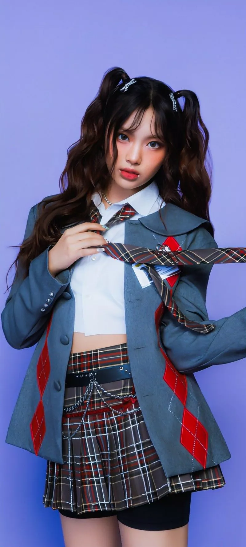 Ảnh Hyein (NewJeans) Với Visual Nổi Bật Và Thần Thái Duyên Dáng