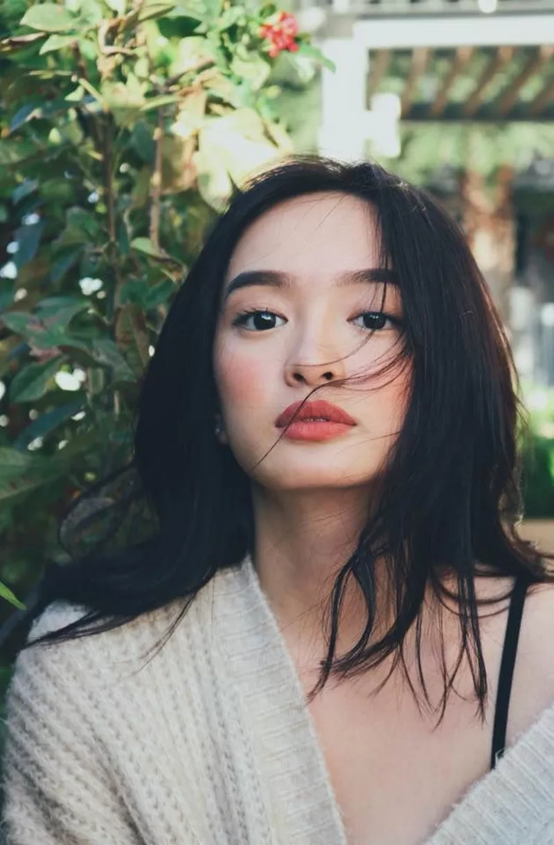 Ảnh Kaity Nguyễn đẹp tự nhiên trong những khung hình đời thường