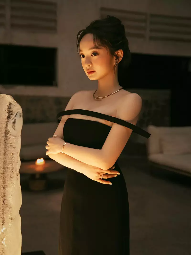 Ảnh Kaity Nguyễn duyên dáng trong những khung hình thời trang đẹp mắt