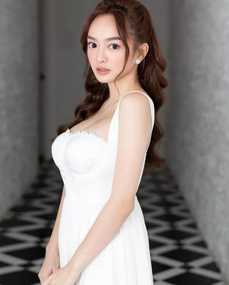 Ảnh Kaity Nguyễn thanh lịch với thần thái nhẹ nhàng và tinh tế