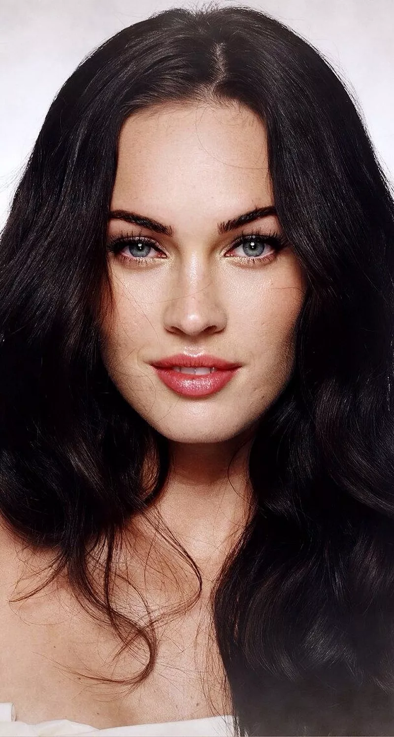 Ảnh Megan Fox Tạo Dáng Ấn Tượng Trước Ống Kính Ảnh Megan Fox Tạo Dáng Ấn Tượng Trước Ống Kính