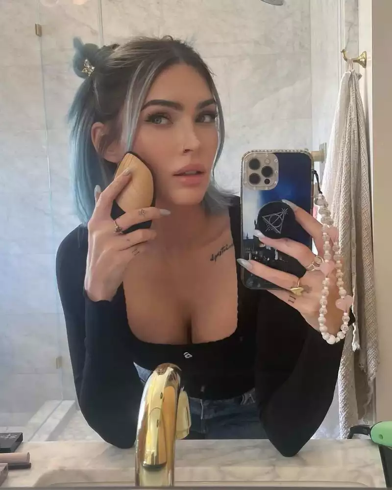 Ảnh Megan Fox Tỏa Sáng Trong Ánh Đèn Sự Kiện Ảnh Megan Fox Tỏa Sáng Trong Ánh Đèn Sự Kiện