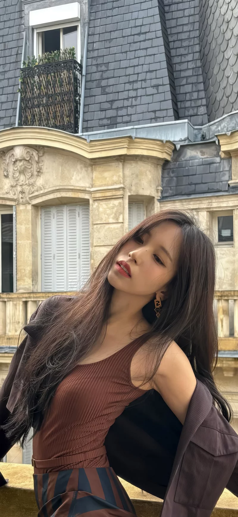Ảnh Mina (TWICE) Trong Khoảnh Khắc Tỏa Sáng Cùng Ánh Đèn Sân Khấu Ảnh Mina (TWICE) Trong Khoảnh Khắc Tỏa Sáng Cùng Ánh Đèn Sân Khấu