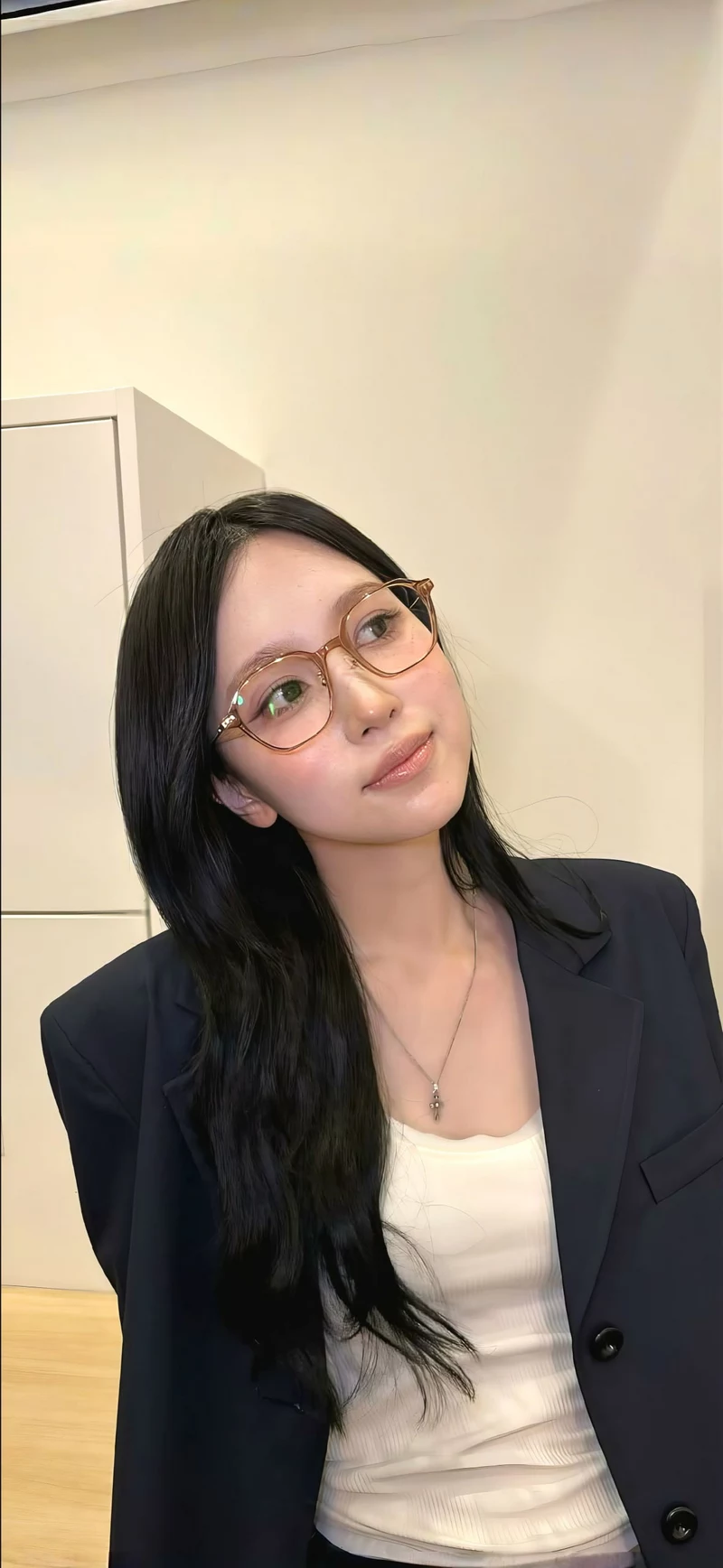 Ảnh Mina (TWICE) Trong Phong Cách Chụp Ảnh Thời Trang Ảnh Mina (TWICE) Trong Phong Cách Chụp Ảnh Thời Trang