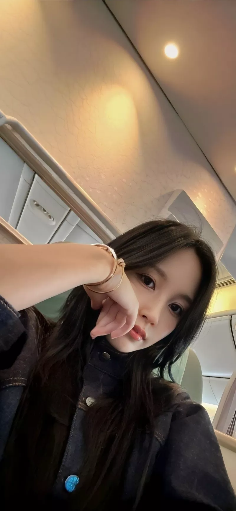 Ảnh Mina (TWICE) Trong Trang Phục Sân Khấu Đầy Ấn Tượng Ảnh Mina (TWICE) Trong Trang Phục Sân Khấu Đầy Ấn Tượng