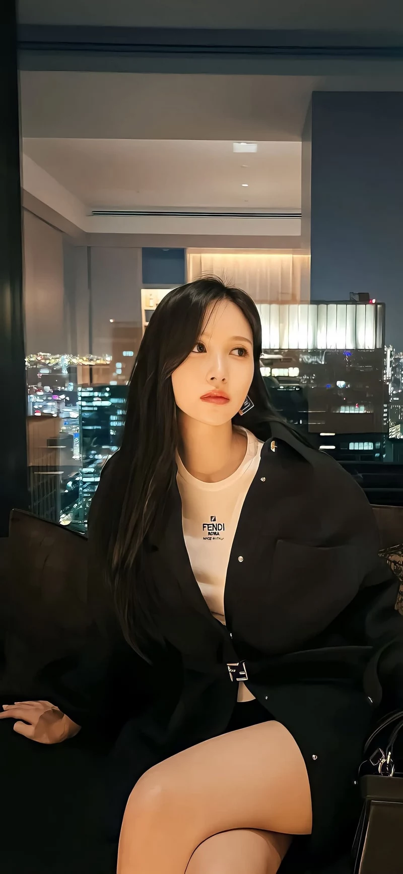 Ảnh Mina (TWICE) Với Phong Cách Kpop Sang Trọng Và Thời Thượng Ảnh Mina (TWICE) Với Phong Cách Kpop Sang Trọng Và Thời Thượng