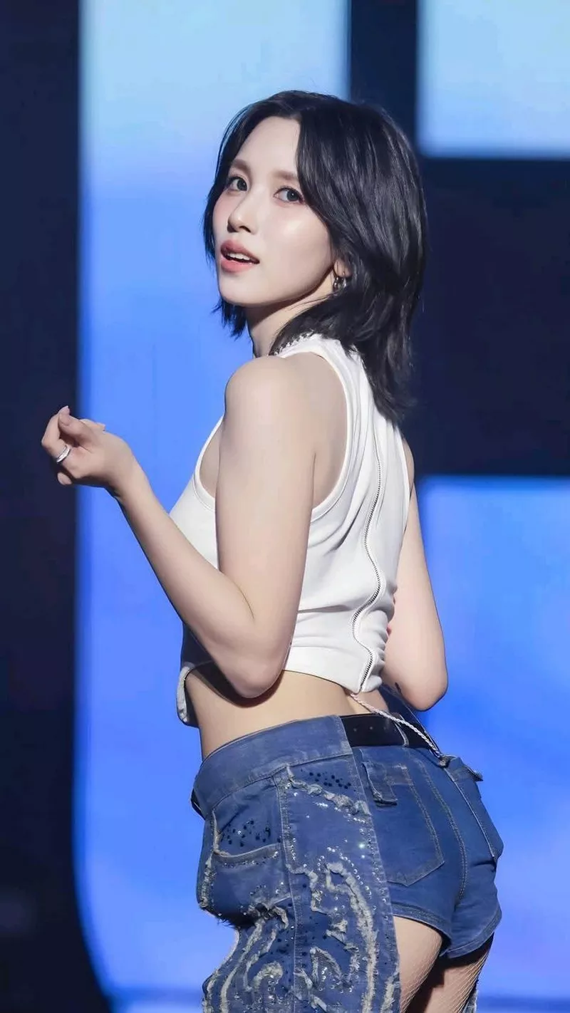 Ảnh Mina (TWICE) Với Tạo Hình Trẻ Trung Và Tươi Sáng Ảnh Mina (TWICE) Với Tạo Hình Trẻ Trung Và Tươi Sáng