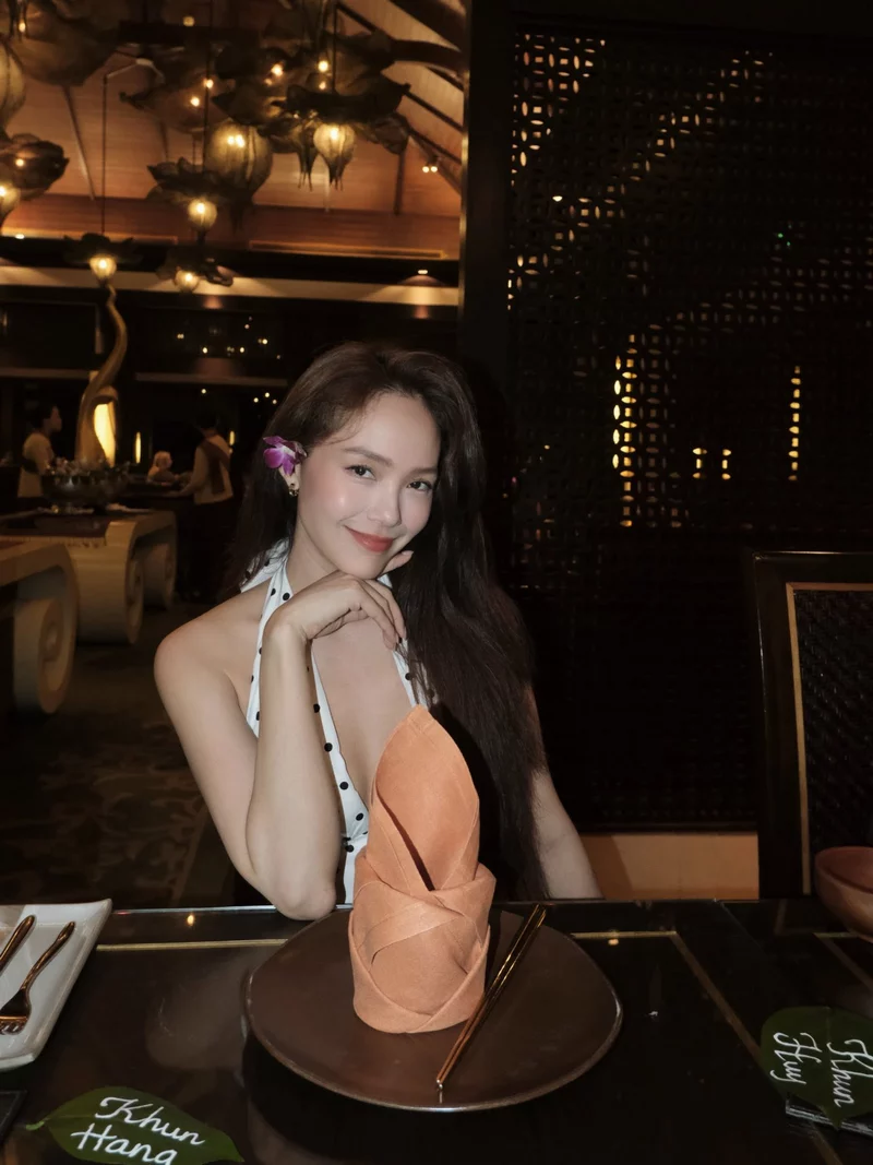 Ảnh Minh Hằng nổi bật giữa sự kiện với diện mạo rạng rỡ