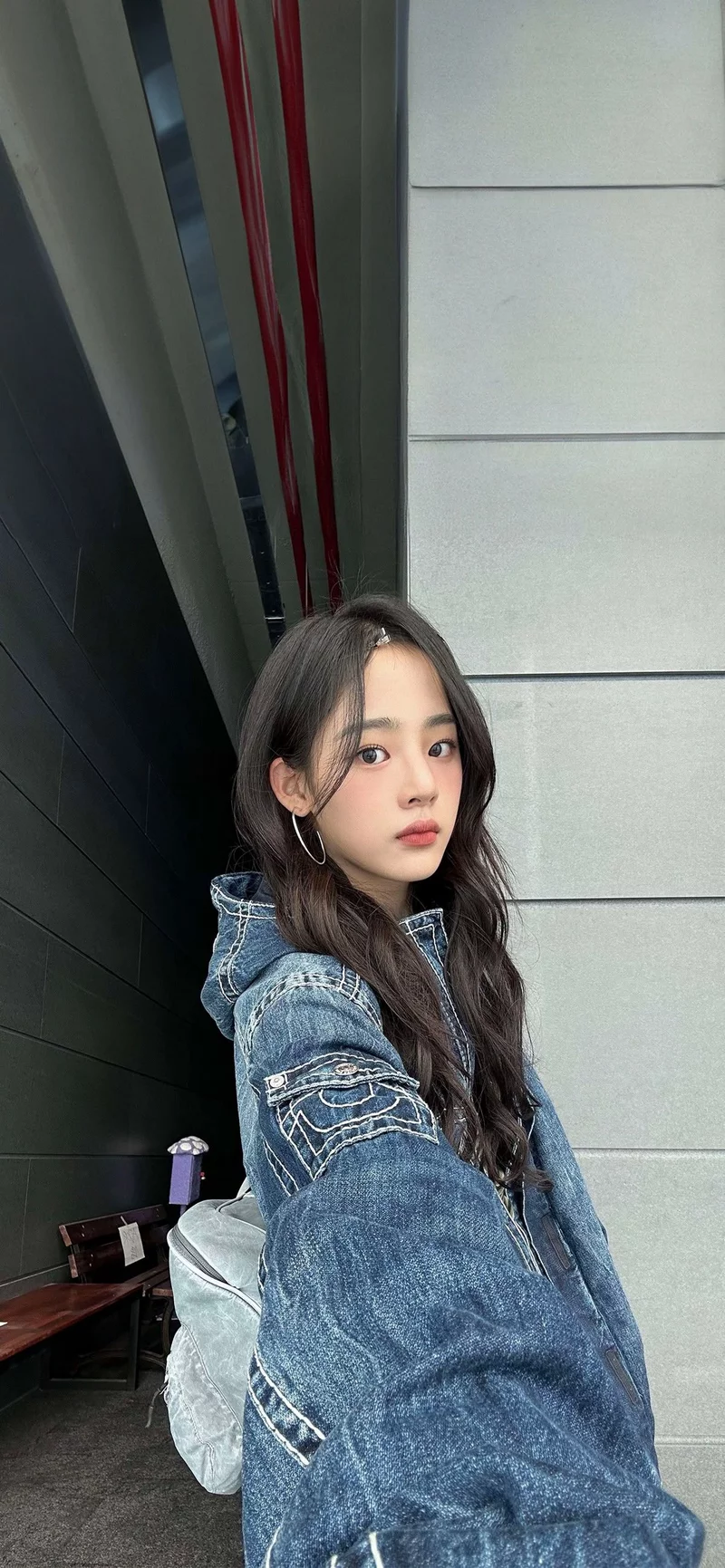 Ảnh Minji (NewJeans) Trong Tạo Hình K pop Trẻ Trung Và Cuốn Hút Ảnh Minji (NewJeans) Trong Tạo Hình K pop Trẻ Trung Và Cuốn Hút