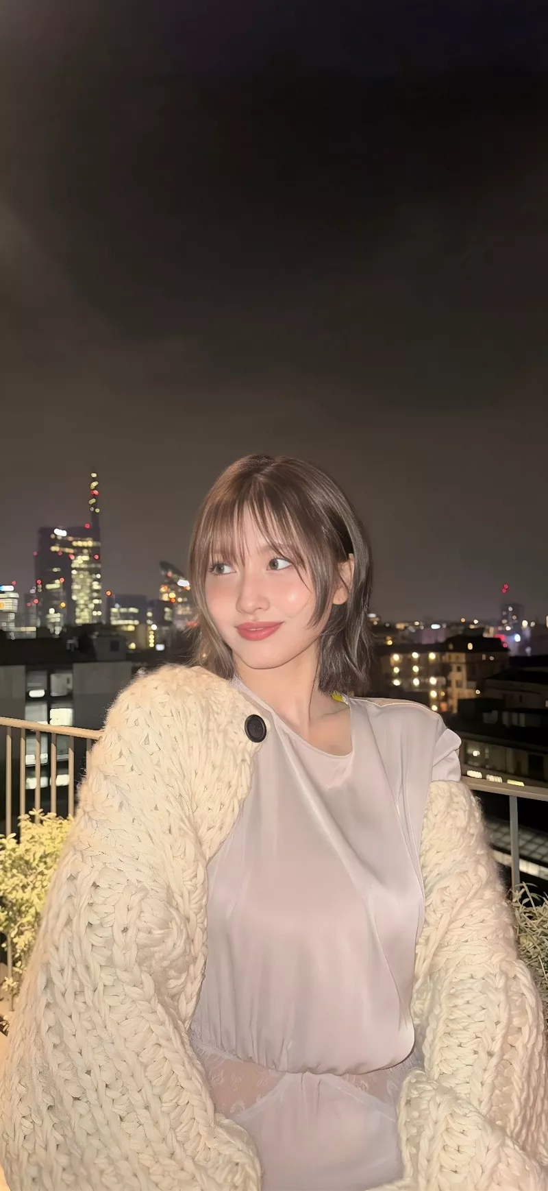 Ảnh Momo (TWICE) Trong Tạo Hình Thanh Lịch Và Thời Thượng