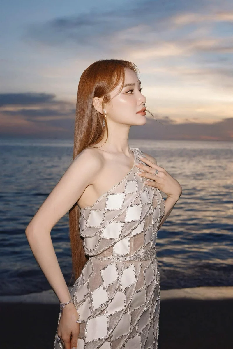 Ảnh Nhã Phương đẹp rạng rỡ trong những khung hình thời trang