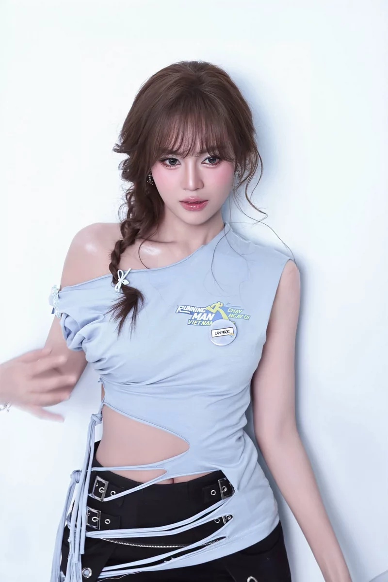 Ảnh Ninh Dương Lan Ngọc Rạng Rỡ Trong Những Khung Hình Đẹp Mắt Ảnh Ninh Dương Lan Ngọc Rạng Rỡ Trong Những Khung Hình Đẹp Mắt