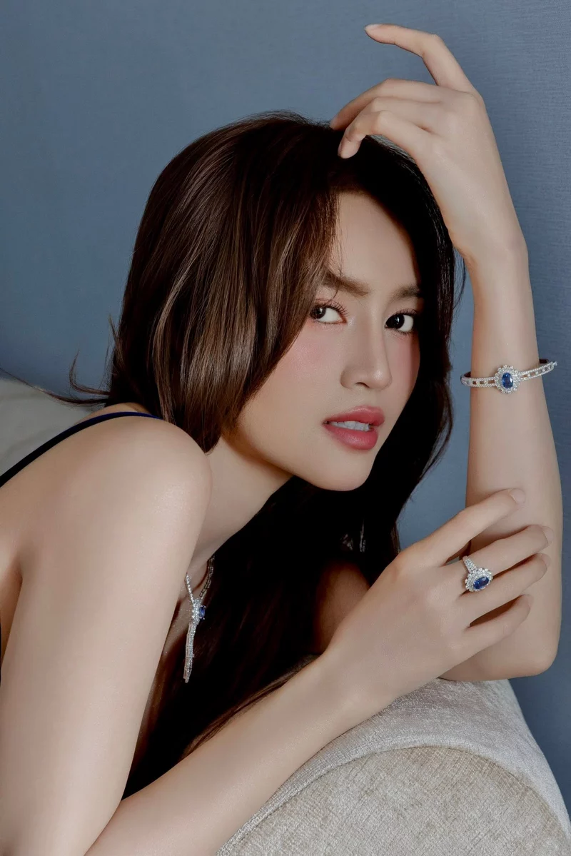 Ảnh Ninh Dương Lan Ngọc Với Nhan Sắc Nổi Bật Trước Ống Kính Ảnh Ninh Dương Lan Ngọc Với Nhan Sắc Nổi Bật Trước Ống Kính